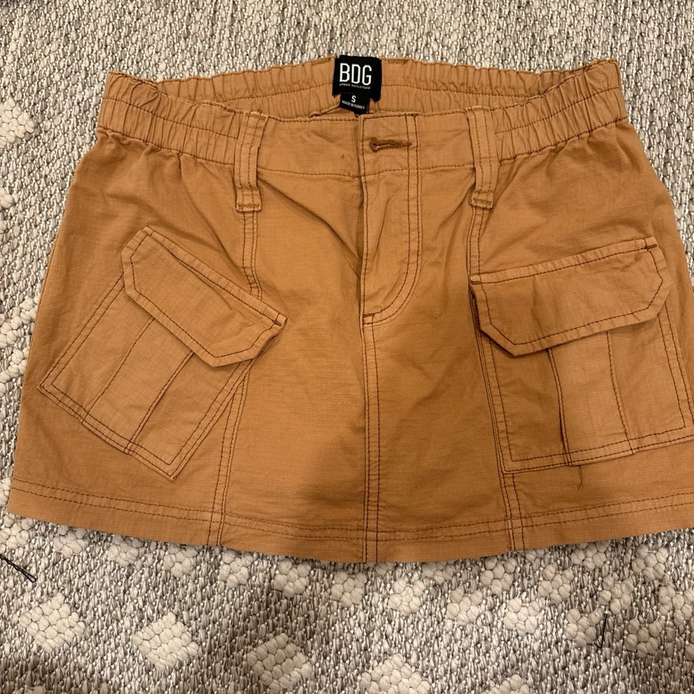 BDG Tan Utility Pocket Skirt🤎